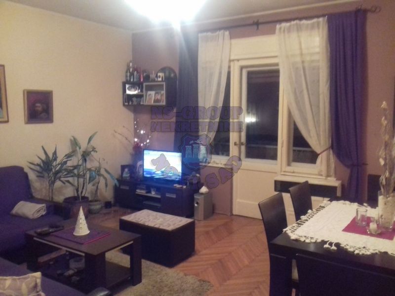 stan na prodaju Novi Sad, 74m2 389077