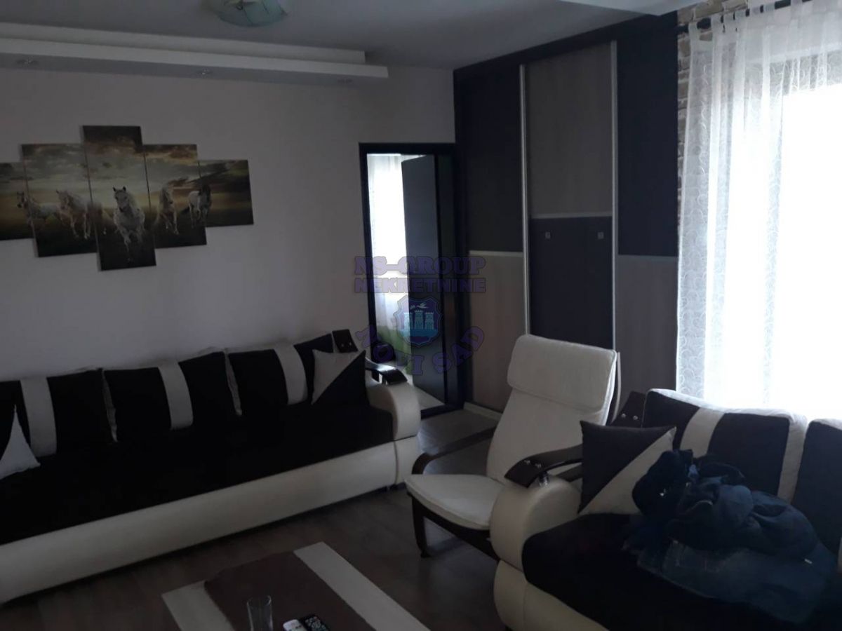 kuca na prodaju Ledinci, 75m2 330000