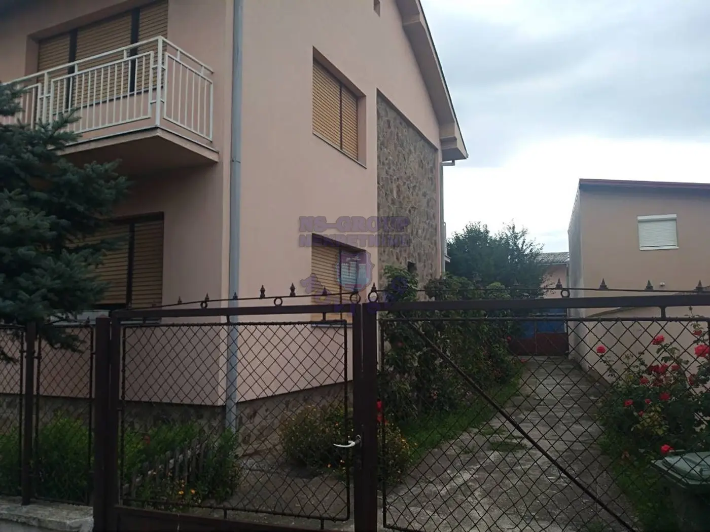 kuca na prodaju Novi Sad, 460m2 376085