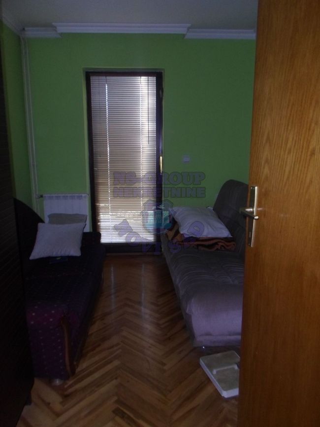 kuca na prodaju Petrovaradin 315m2 418201