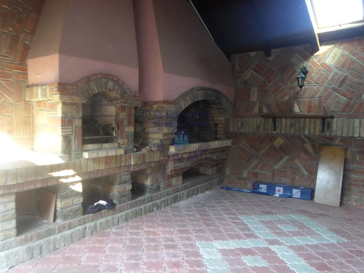 kuca na prodaju Petrovaradin 315m2 418201