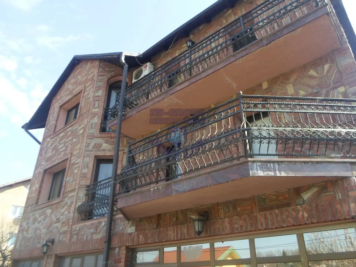 kuca na prodaju Petrovaradin 315m2 418201