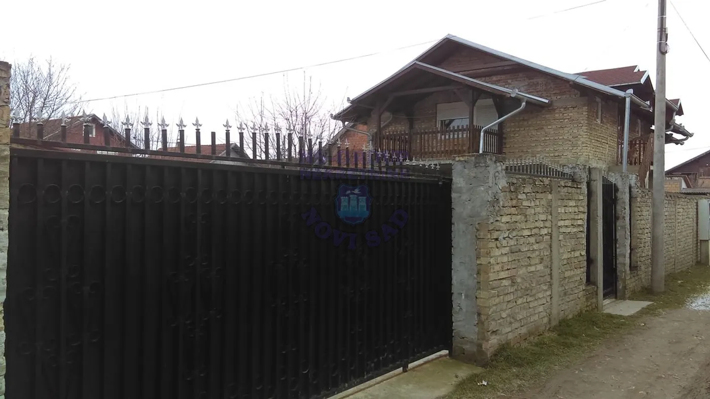 kuca na prodaju Novi Sad 204m2 411070