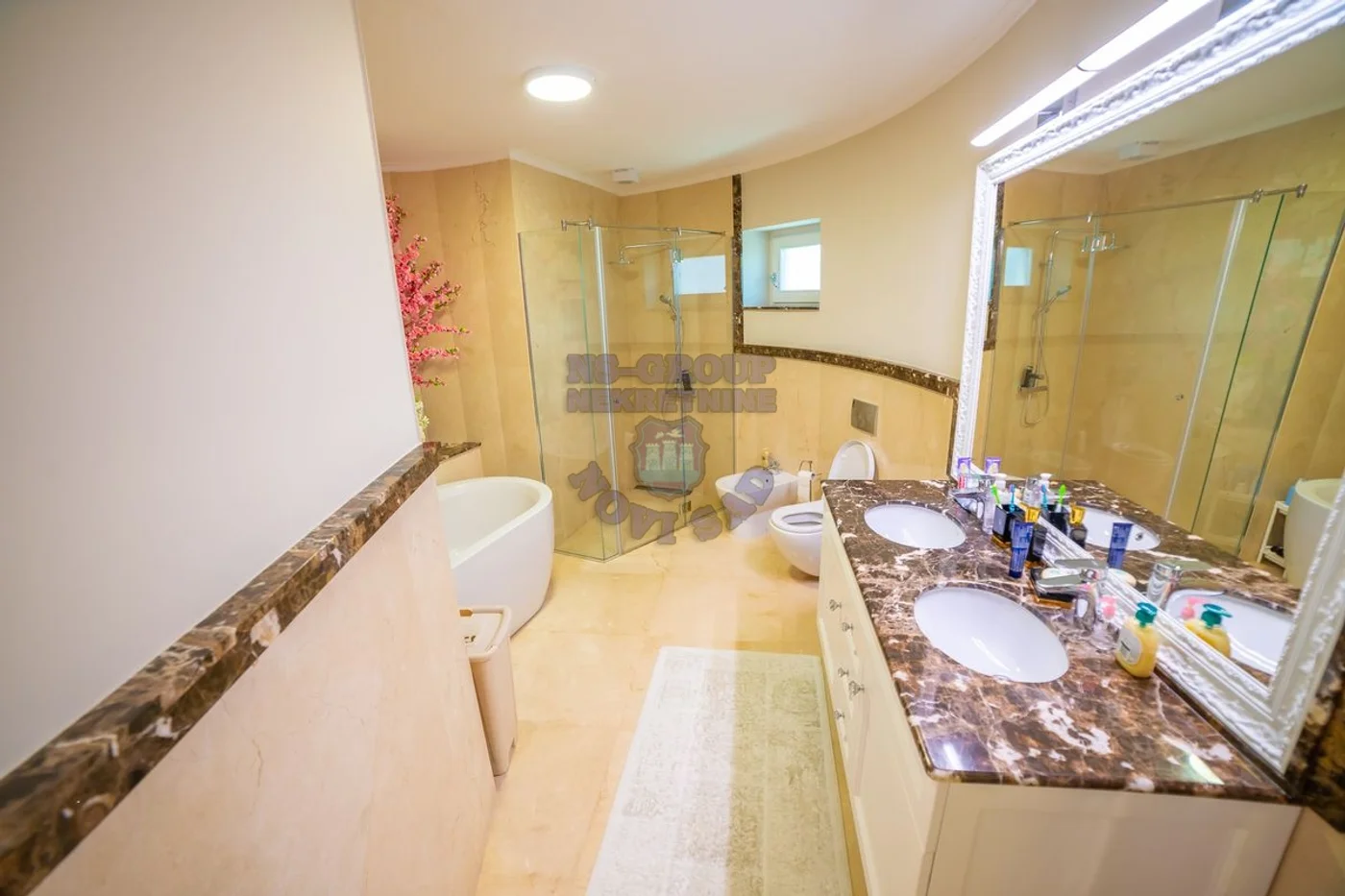 kuca na prodaju Futog 461m2 431653