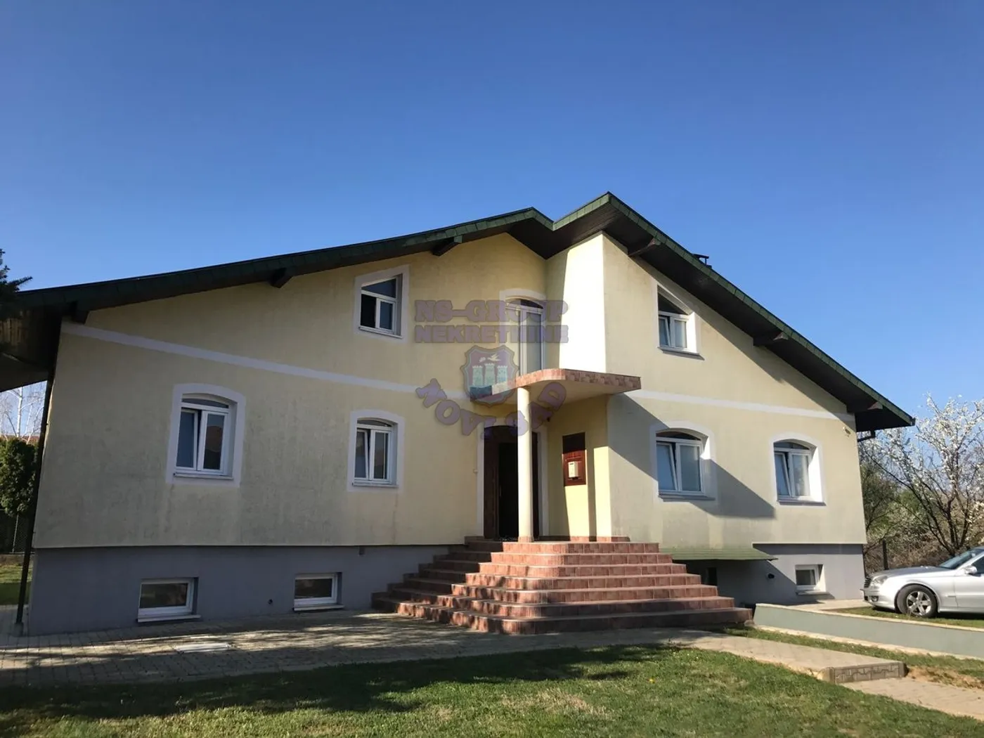 kuca na prodaju Sremska Kamenica 384m2 448540