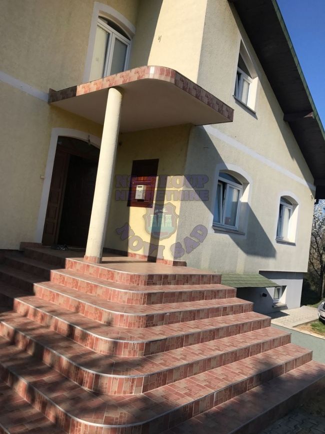 kuca na prodaju Sremska Kamenica 384m2 448540