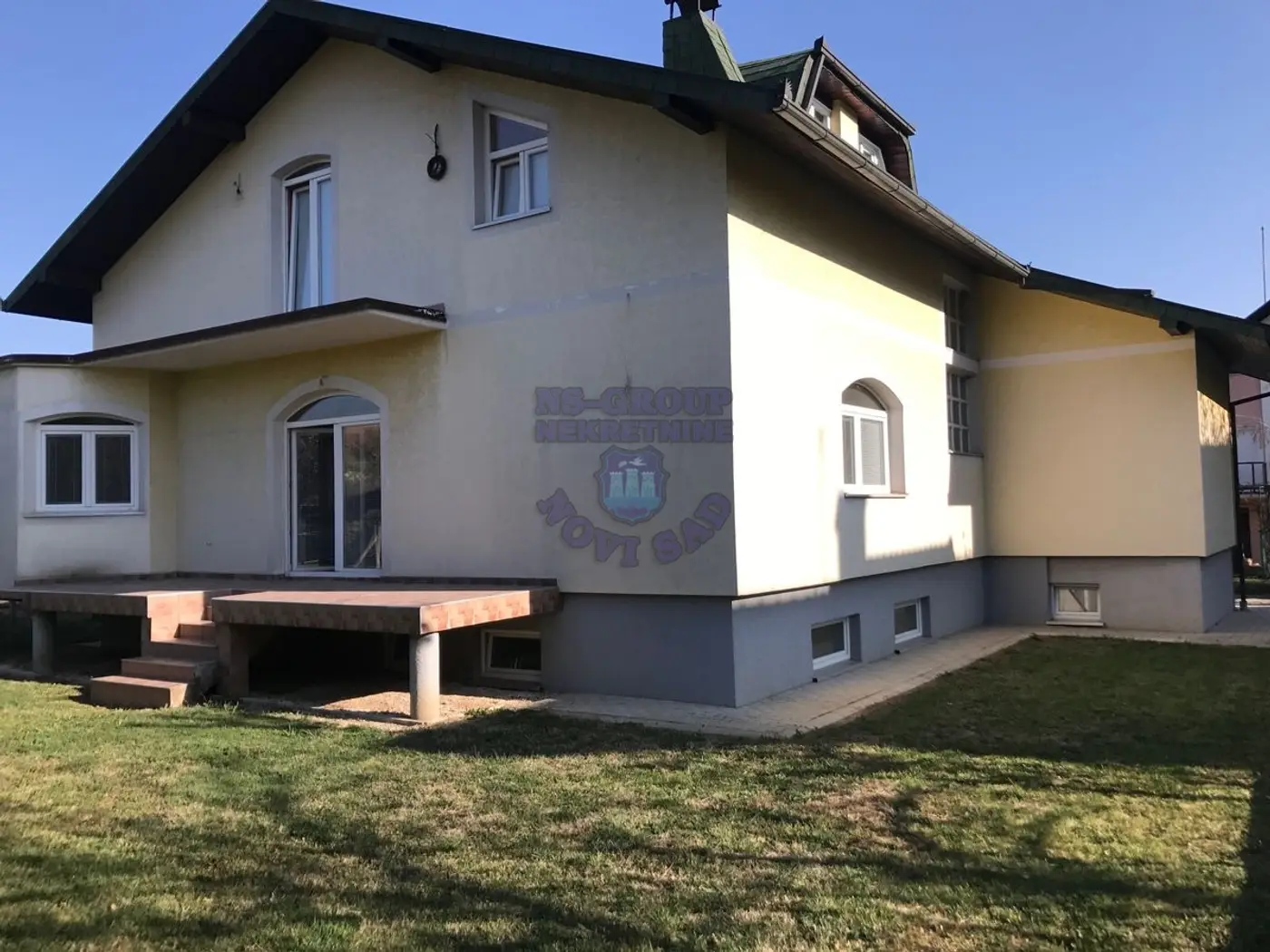 kuca na prodaju Sremska Kamenica 384m2 448540