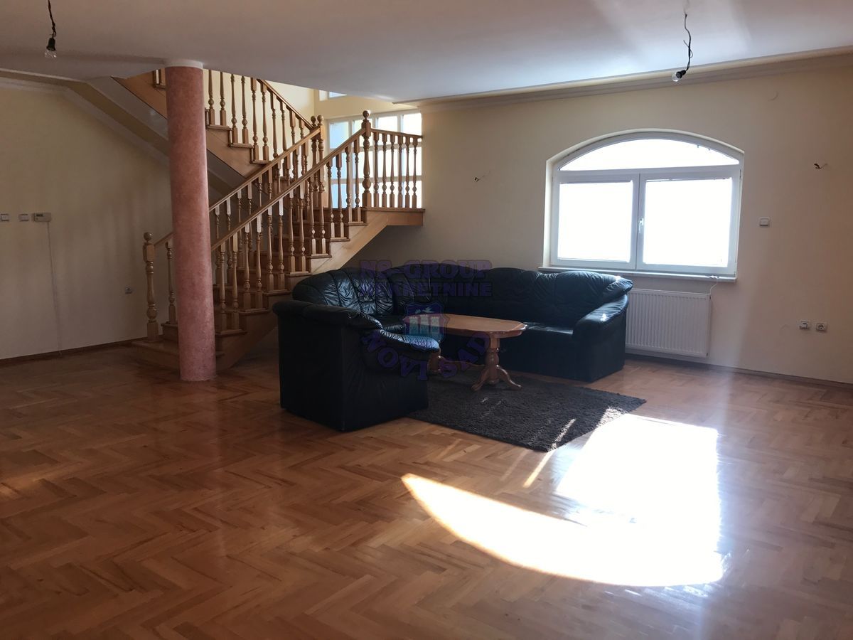 kuca na prodaju Sremska Kamenica 384m2 448540