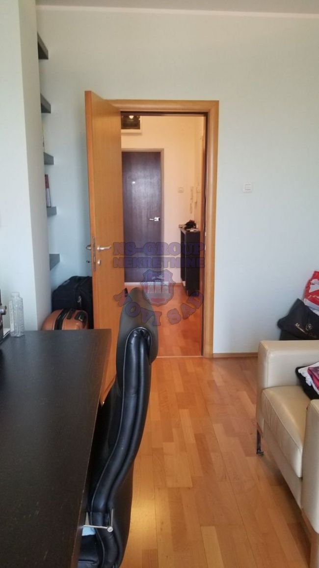 stan na prodaju Novi Sad 72m2 452171