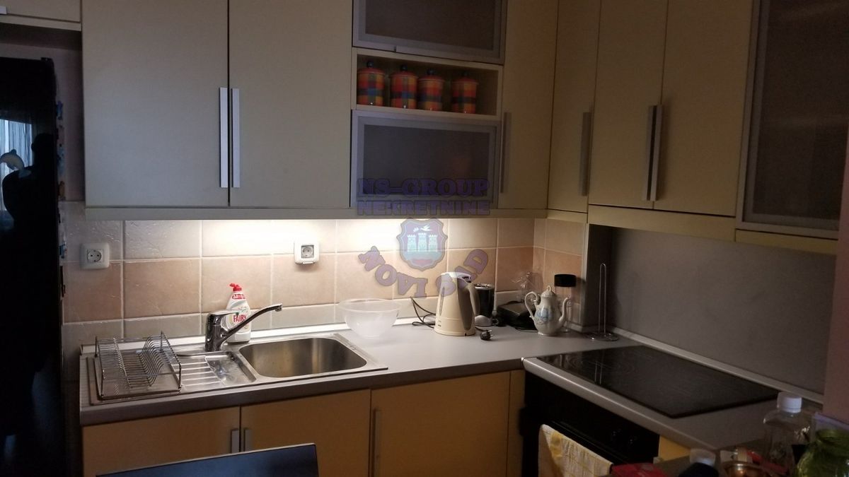 stan na prodaju Novi Sad 72m2 452171
