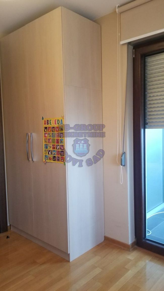 stan na prodaju Novi Sad 202m2 452175