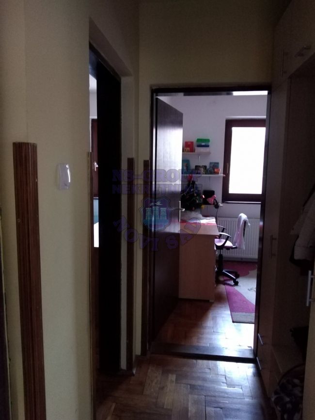kuca na prodaju Veternik 120m2 452136