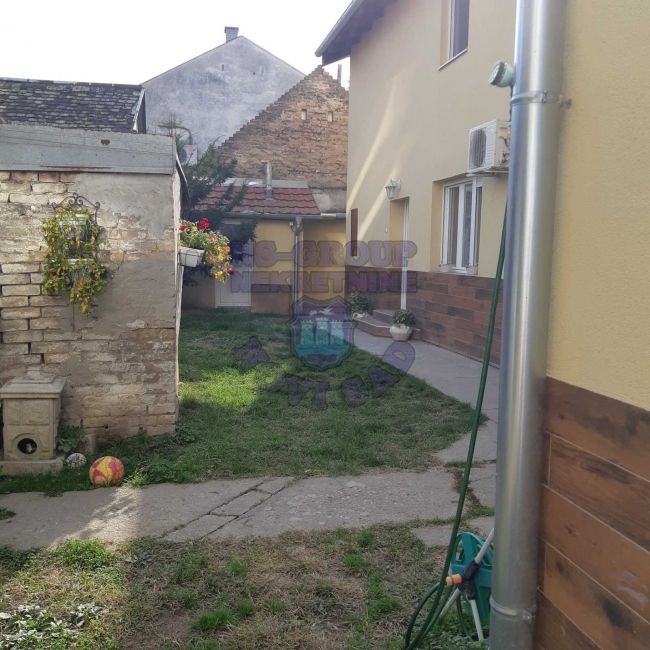 kuca na prodaju Novi Sad 163m2 449606