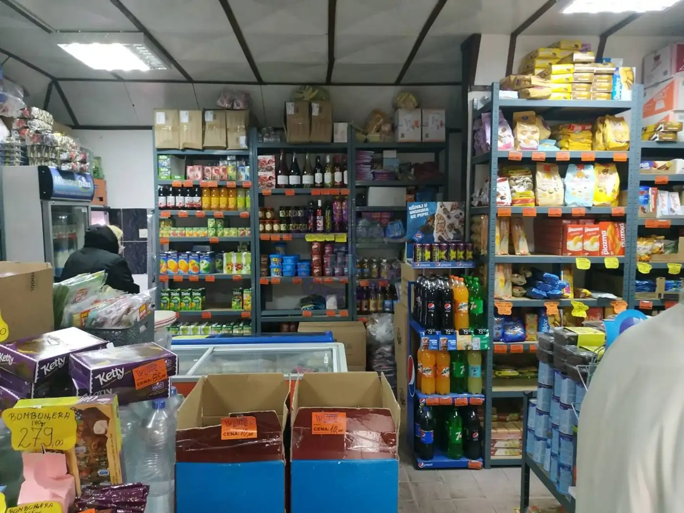 lokal na prodaju Vrdnik, 30m2 454243