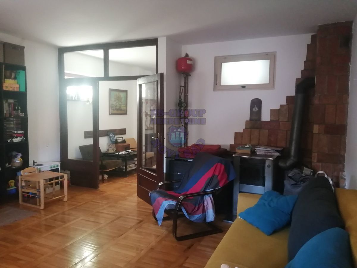 kuca na prodaju Novi Sad 346m2 460923