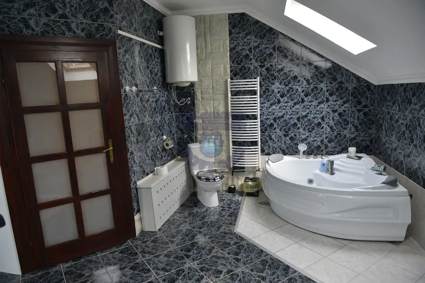 kuca na prodaju Apatin 360m2 461572