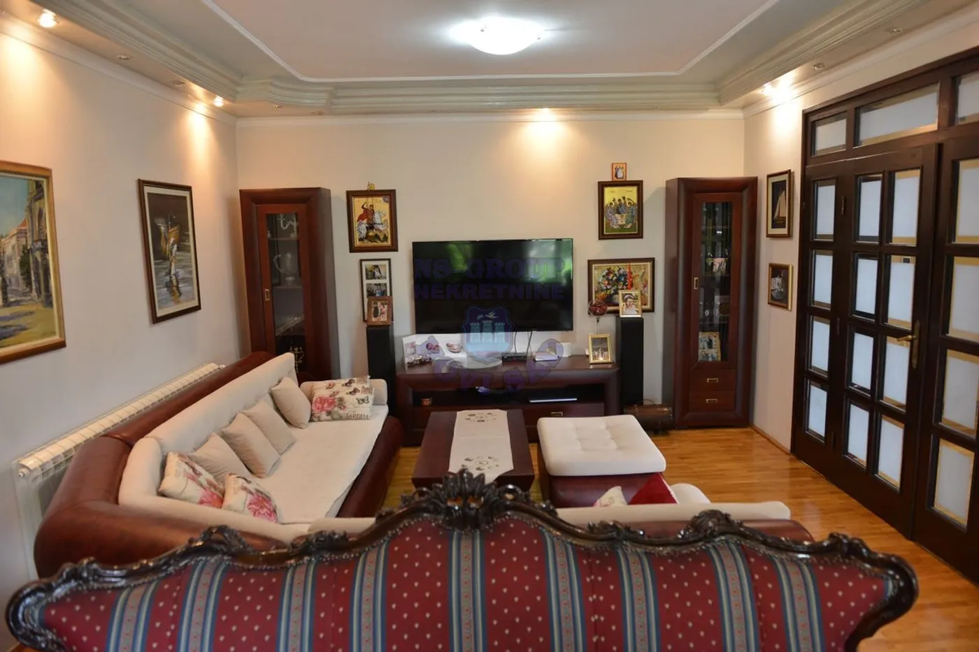 kuca na prodaju Apatin 360m2 461572