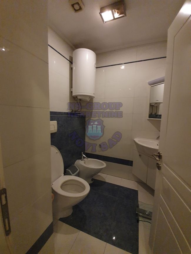 stan na prodaju Novi Sad 197m2 463261