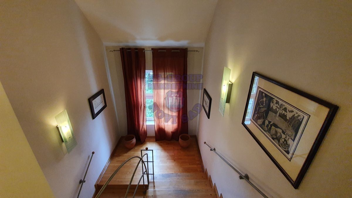 stan na prodaju Novi Sad 197m2 463261