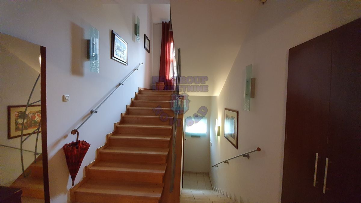 stan na prodaju Novi Sad 197m2 463261