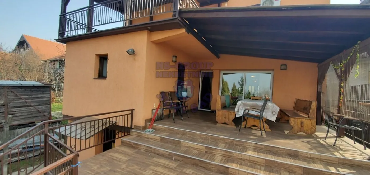 kuca na prodaju Sremska Kamenica 400m2 469416