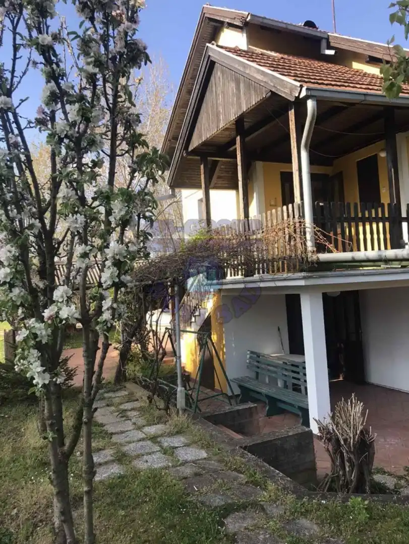 kuca na prodaju Novi Sad, 100m2 472699