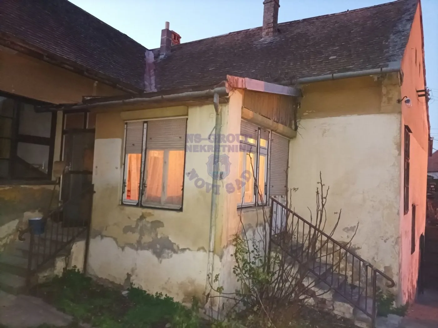 kuca na prodaju Sremski Karlovci 237m2 483341