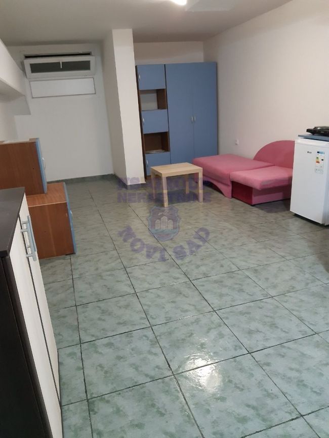 stan na prodaju Novi Sad 100m2 484294