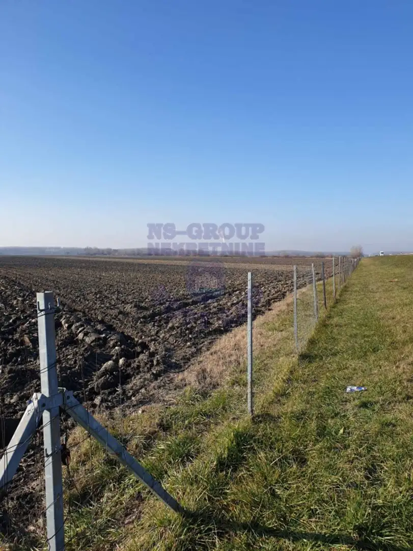 plac na prodaju Kać 14586m2 484282