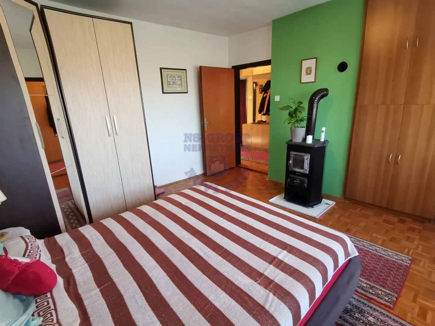 kuca na prodaju Sremski Karlovci 323m2 485805