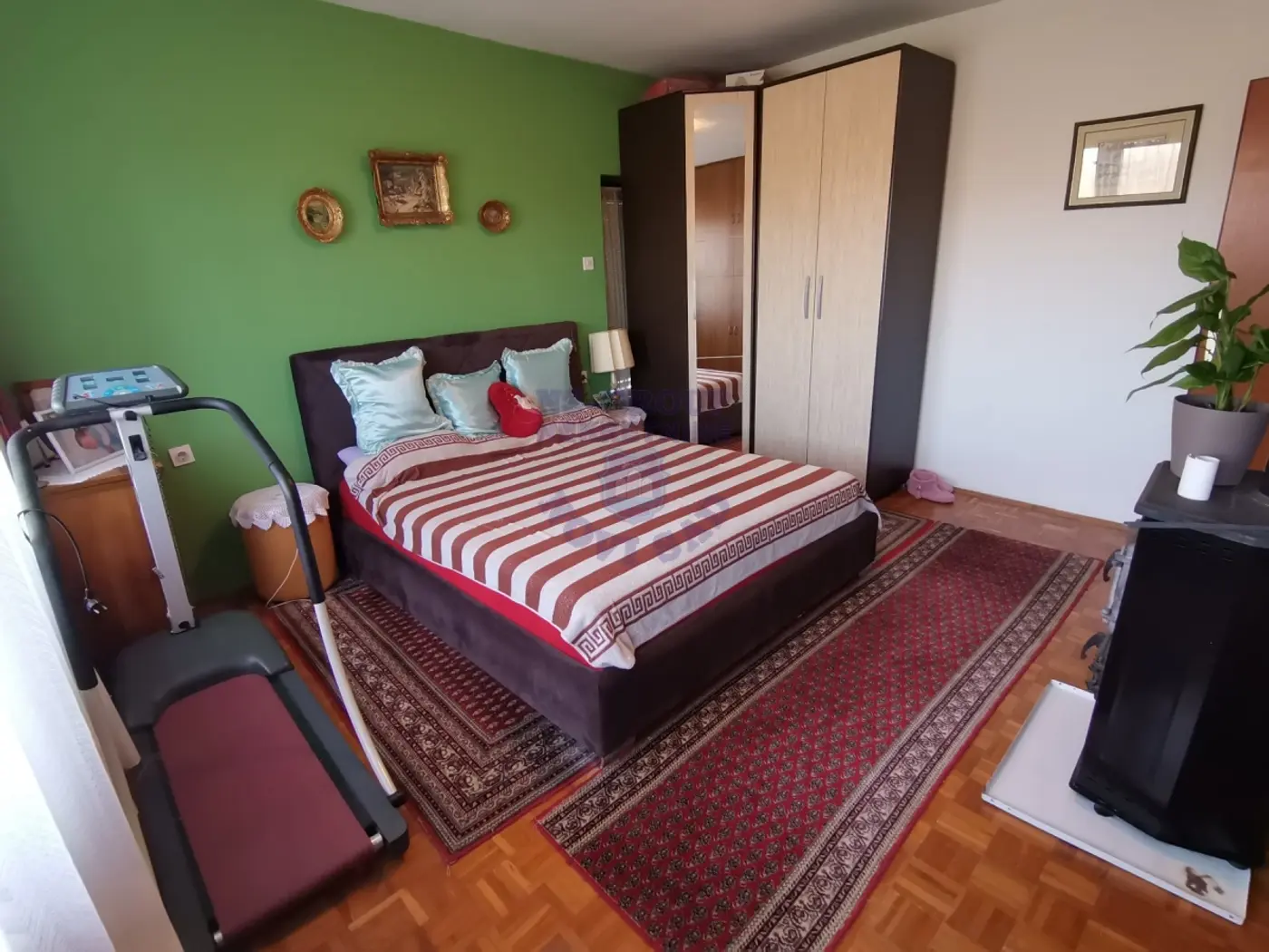 kuca na prodaju Sremski Karlovci 323m2 485805