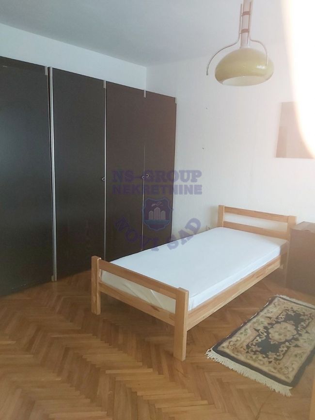 kuca na prodaju Veternik 655m2 486118