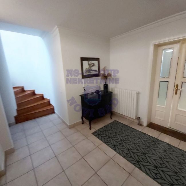 kuca na prodaju Veternik 655m2 486118