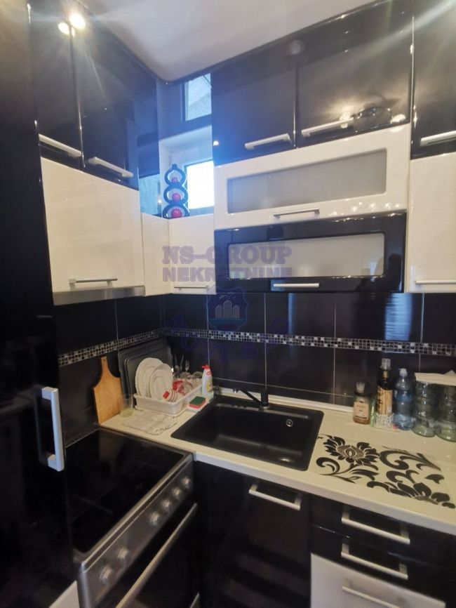 stan na prodaju Novi Sad 73m2 486866