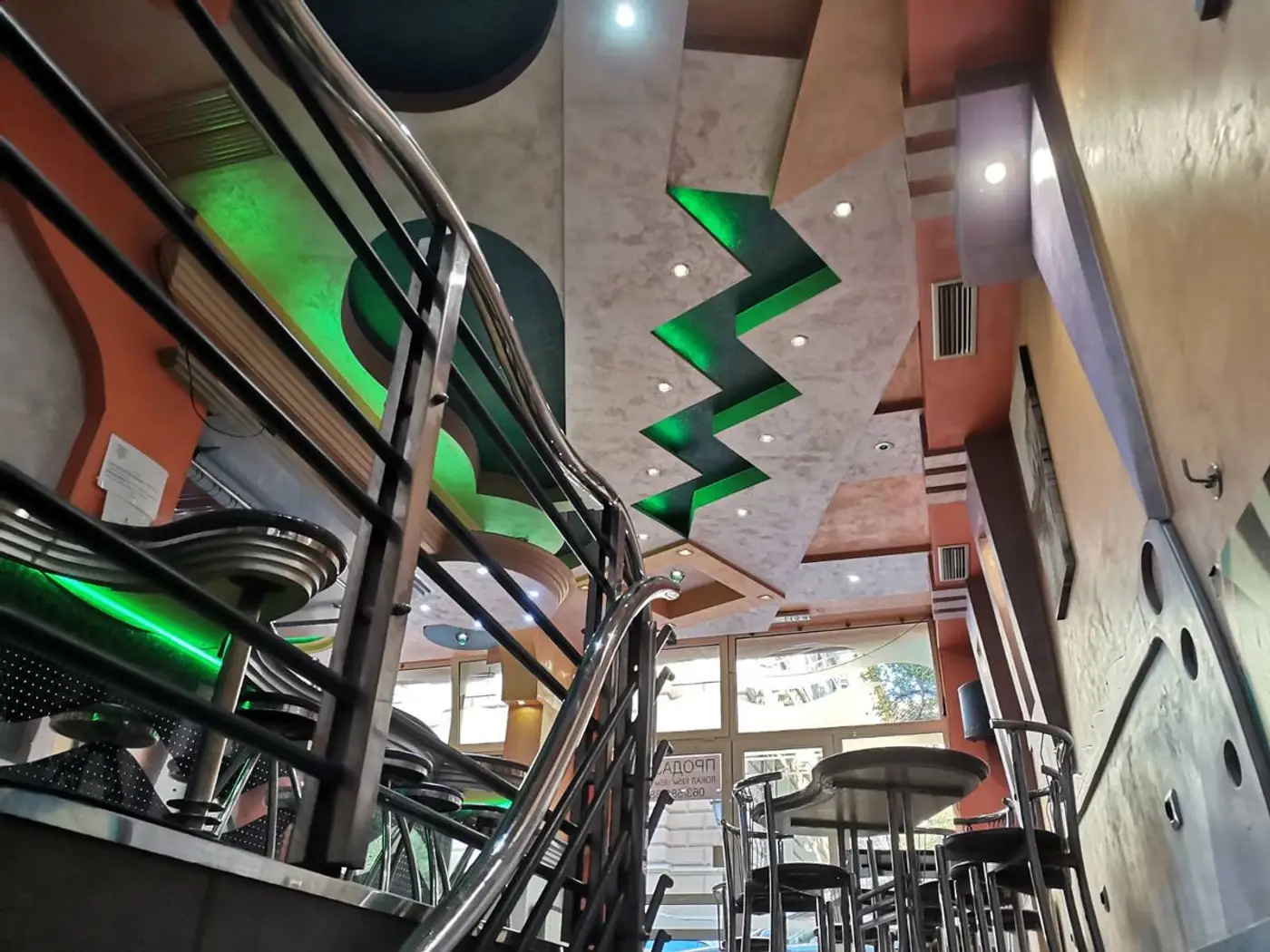 lokal na prodaju Novi Sad 125m2 489413