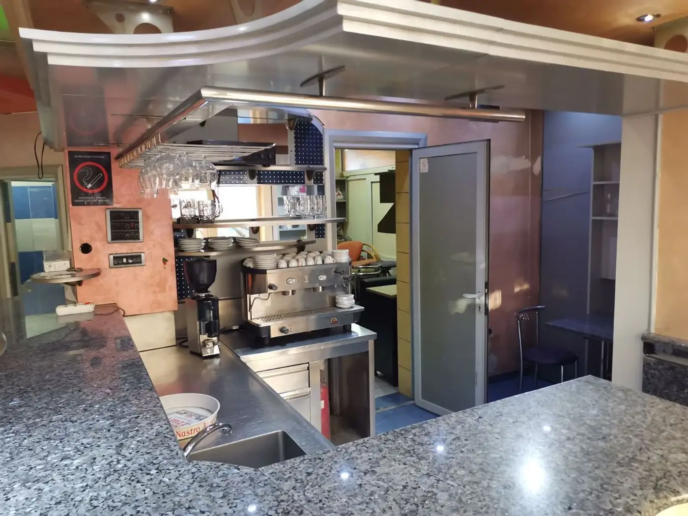 lokal na prodaju Novi Sad 125m2 489413