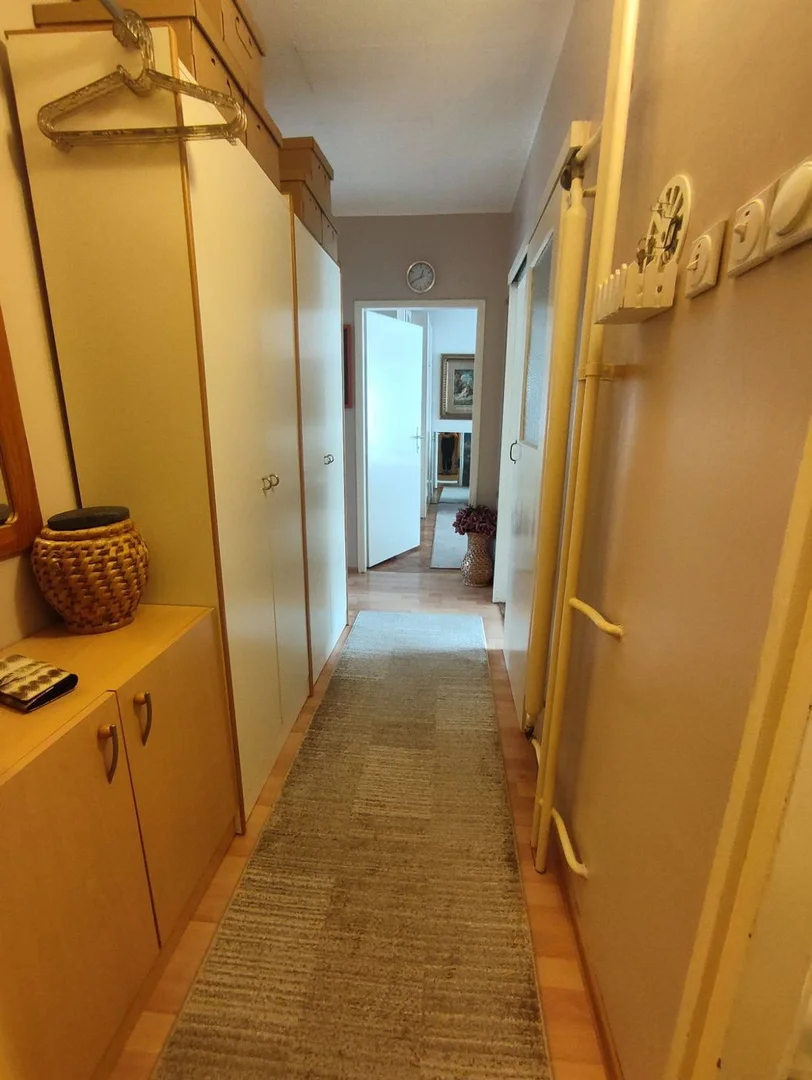 stan na prodaju Novi Sad 57m2 567391