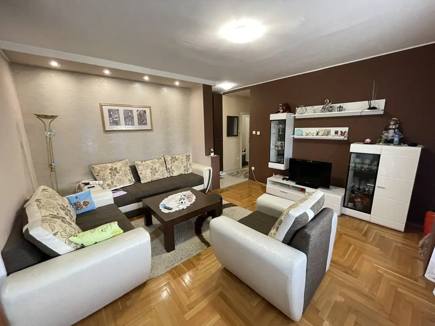 stan na prodaju Novi Sad, 62m2 497422