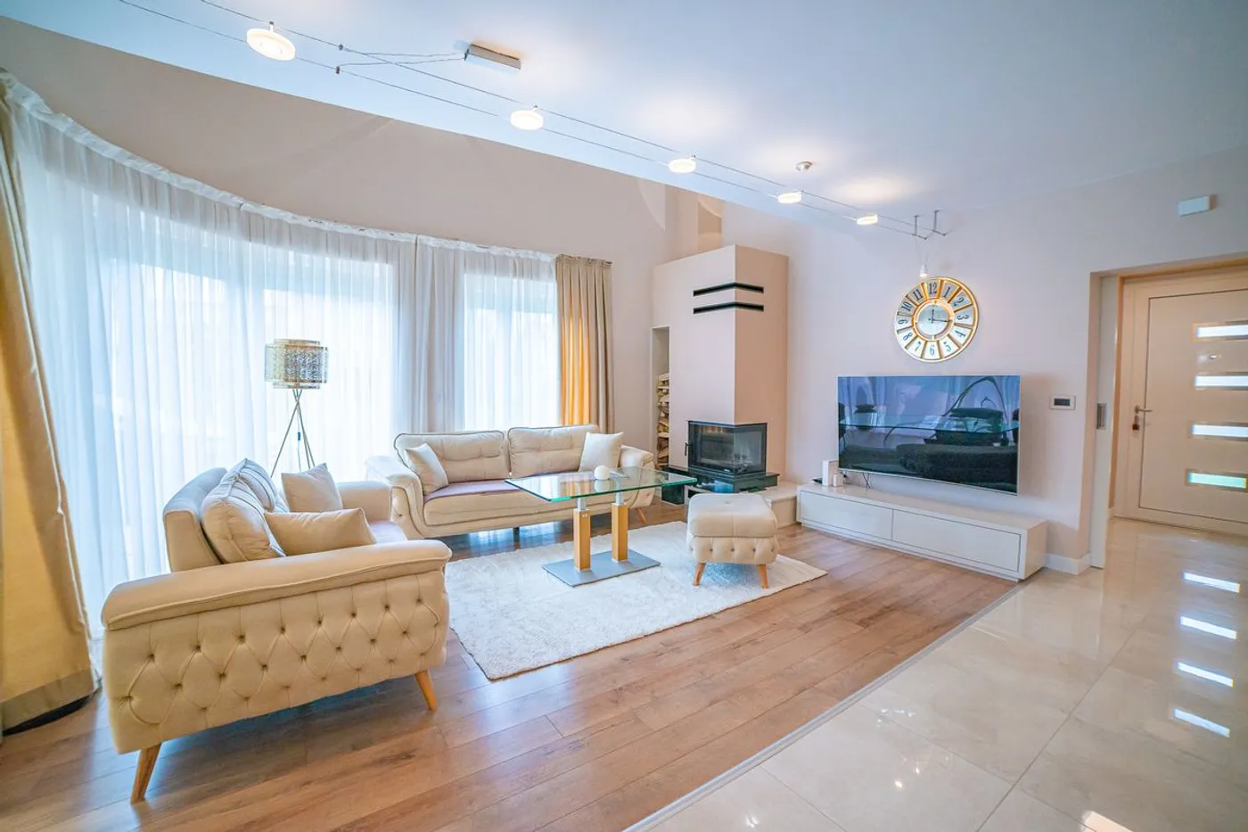 kuca na prodaju Novi Sad 270m2 495912