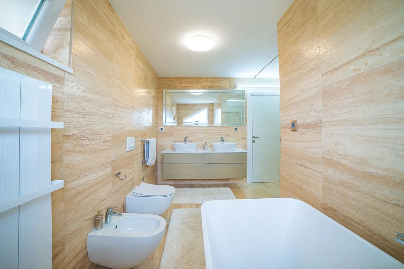 kuca na prodaju Novi Sad 270m2 495912
