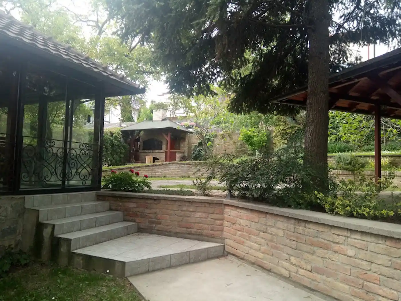 kuca na prodaju Petrovaradin 261m2 497601