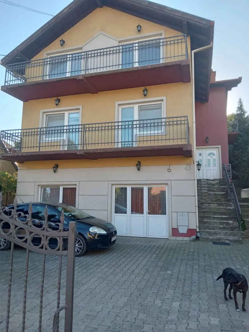 kuca na prodaju Petrovaradin, 400m2 356694