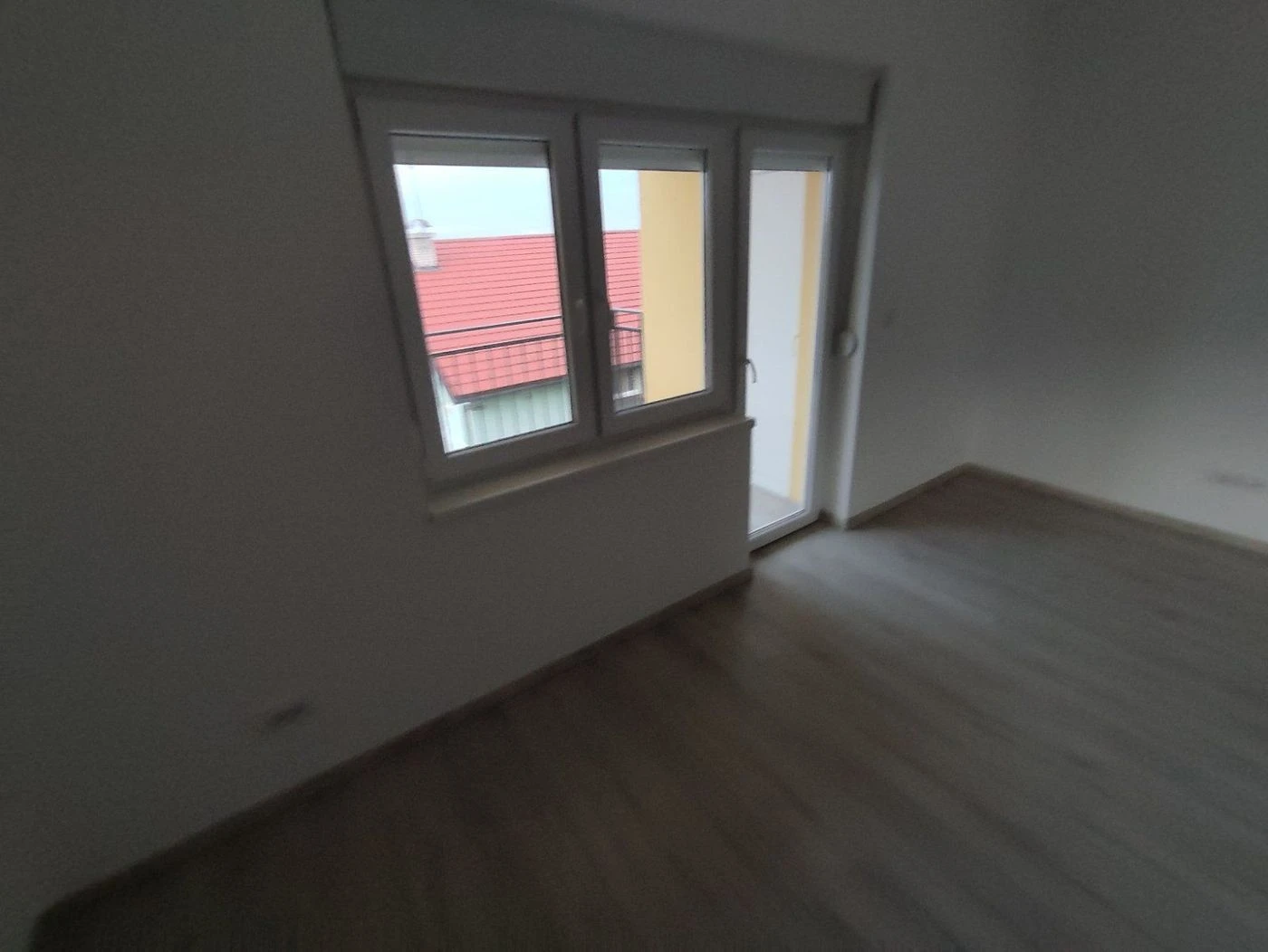 stan na prodaju Sremska Kamenica, 83m2 501613