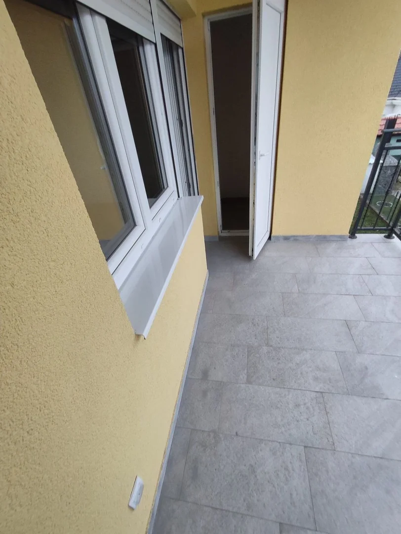 stan na prodaju Sremska Kamenica 83m2 551096