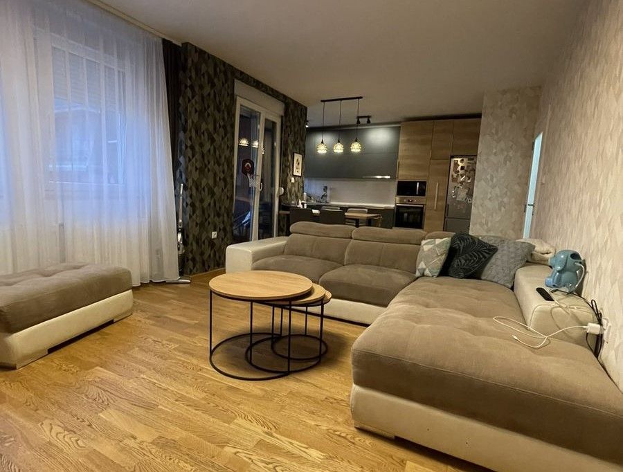stan na prodaju Novi Sad, 84m2 483115