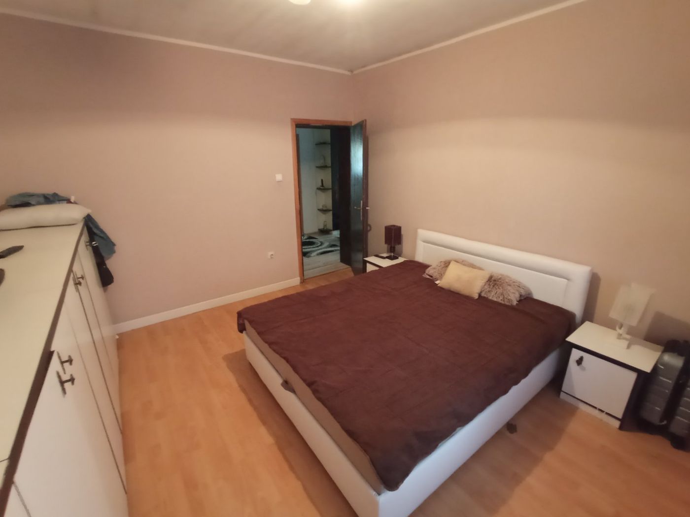 kuca na prodaju Ledinci 252m2 507828