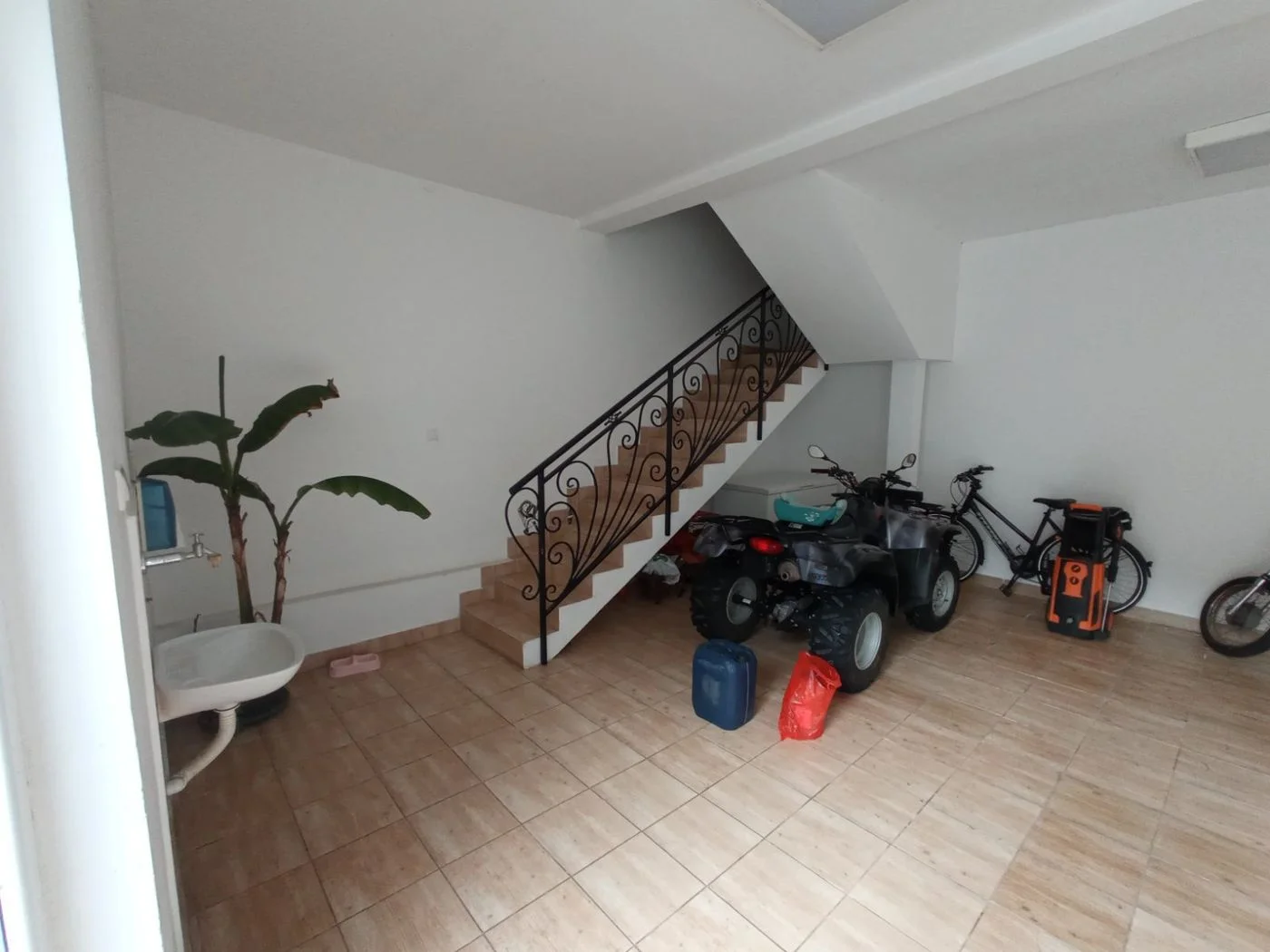 kuca na prodaju Ledinci 252m2 507828