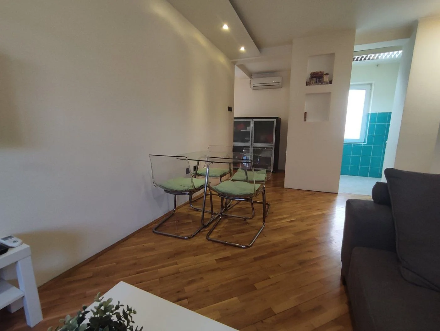 stan na prodaju Novi Sad 44m2 527114