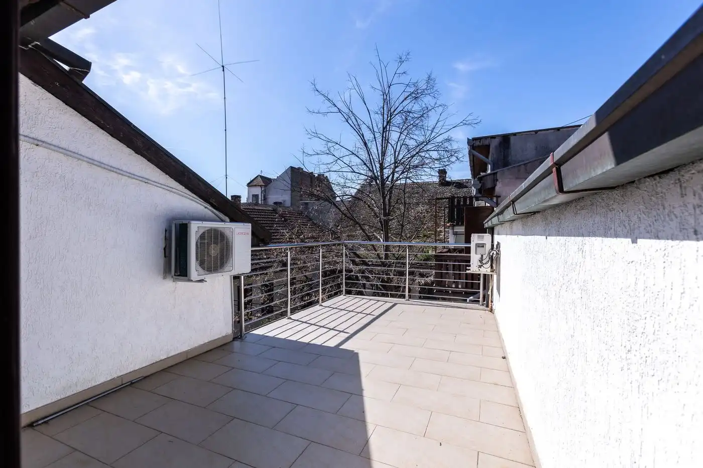 kuca na prodaju Novi Sad 258m2 527117
