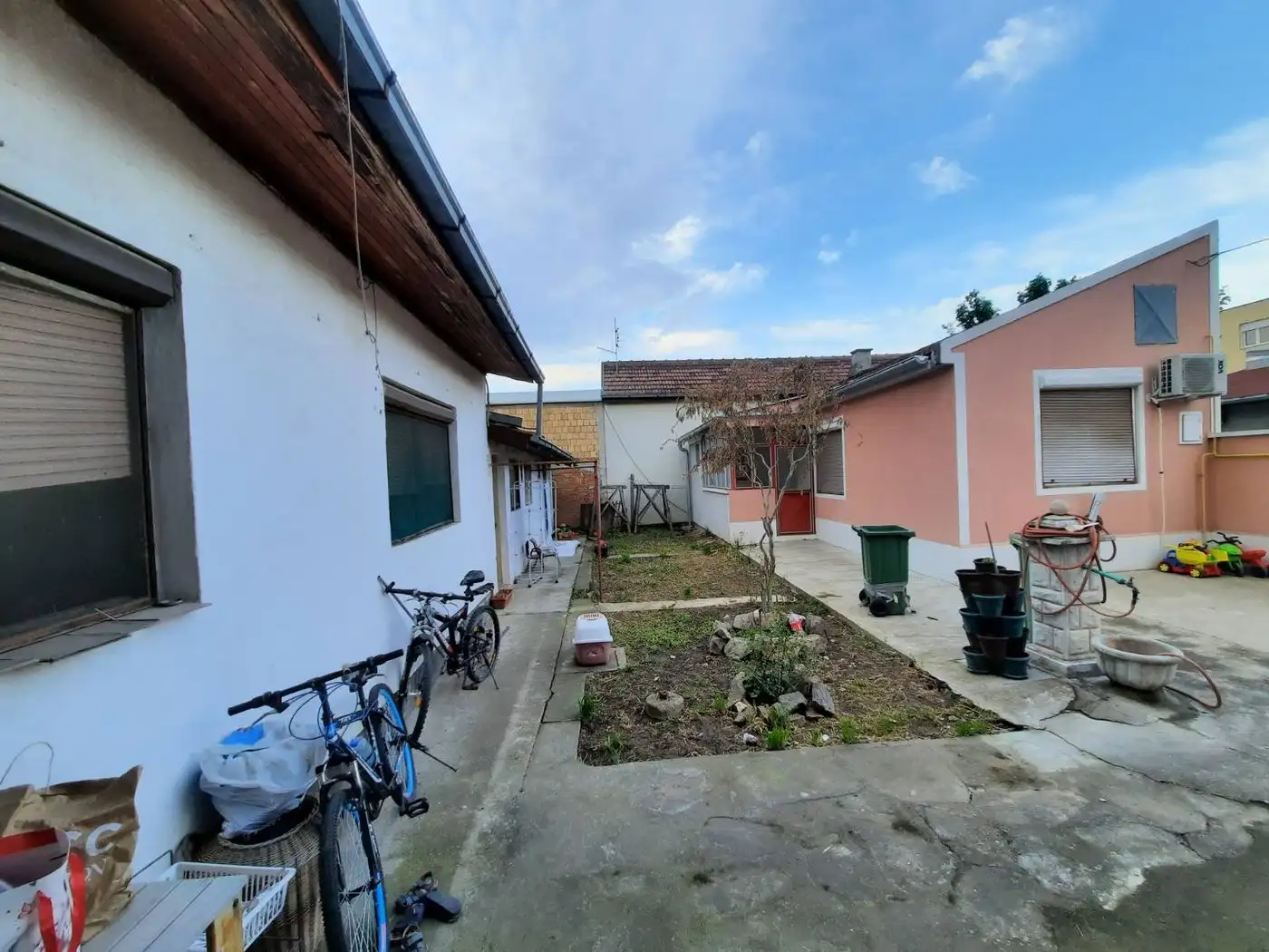 kuca na prodaju Novi Sad 54m2 511361